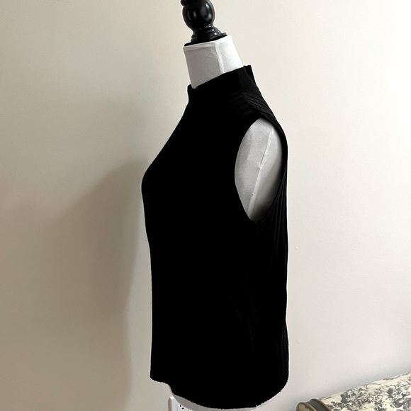 Linea Bosh Knit-Mock Neck Sleeveless Tank~Size M~Black~Ribbed Fabric - Picture 6 of 10